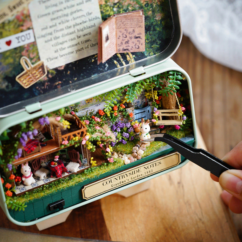 Box Theater DIY Miniature · Story Stage